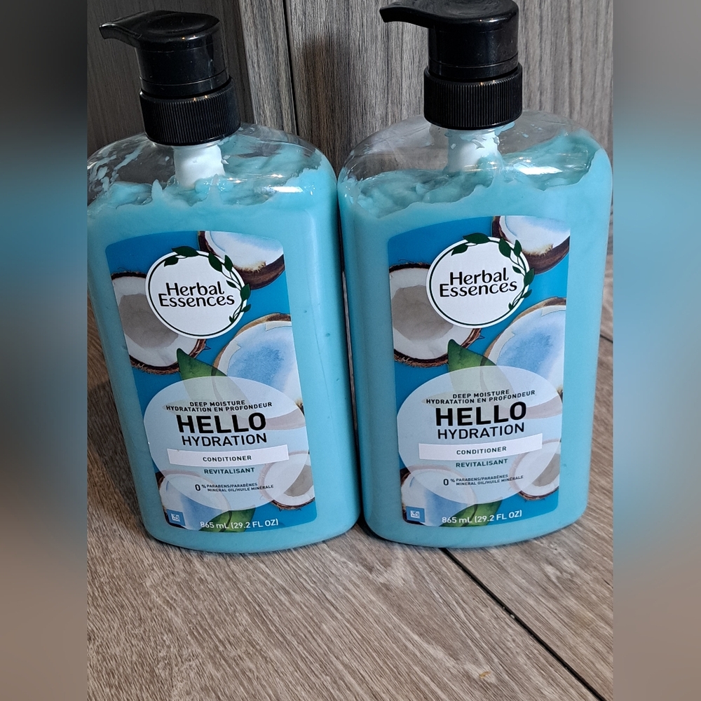 2 Brand New Hello Hydration Conditioner. Deep Moisture. 865ml X2